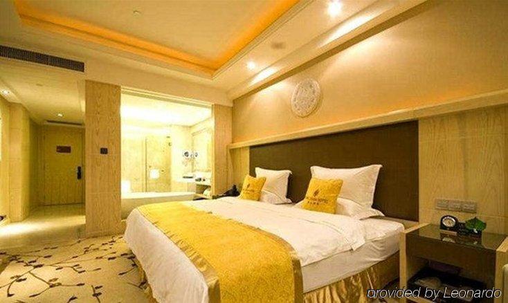 Hongshan Hotel อู่ฮั่น ภายนอก รูปภาพ
