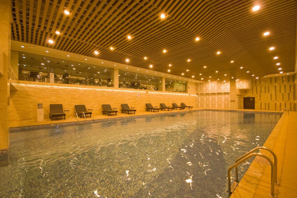 Hongshan Hotel อู่ฮั่น ภายนอก รูปภาพ
